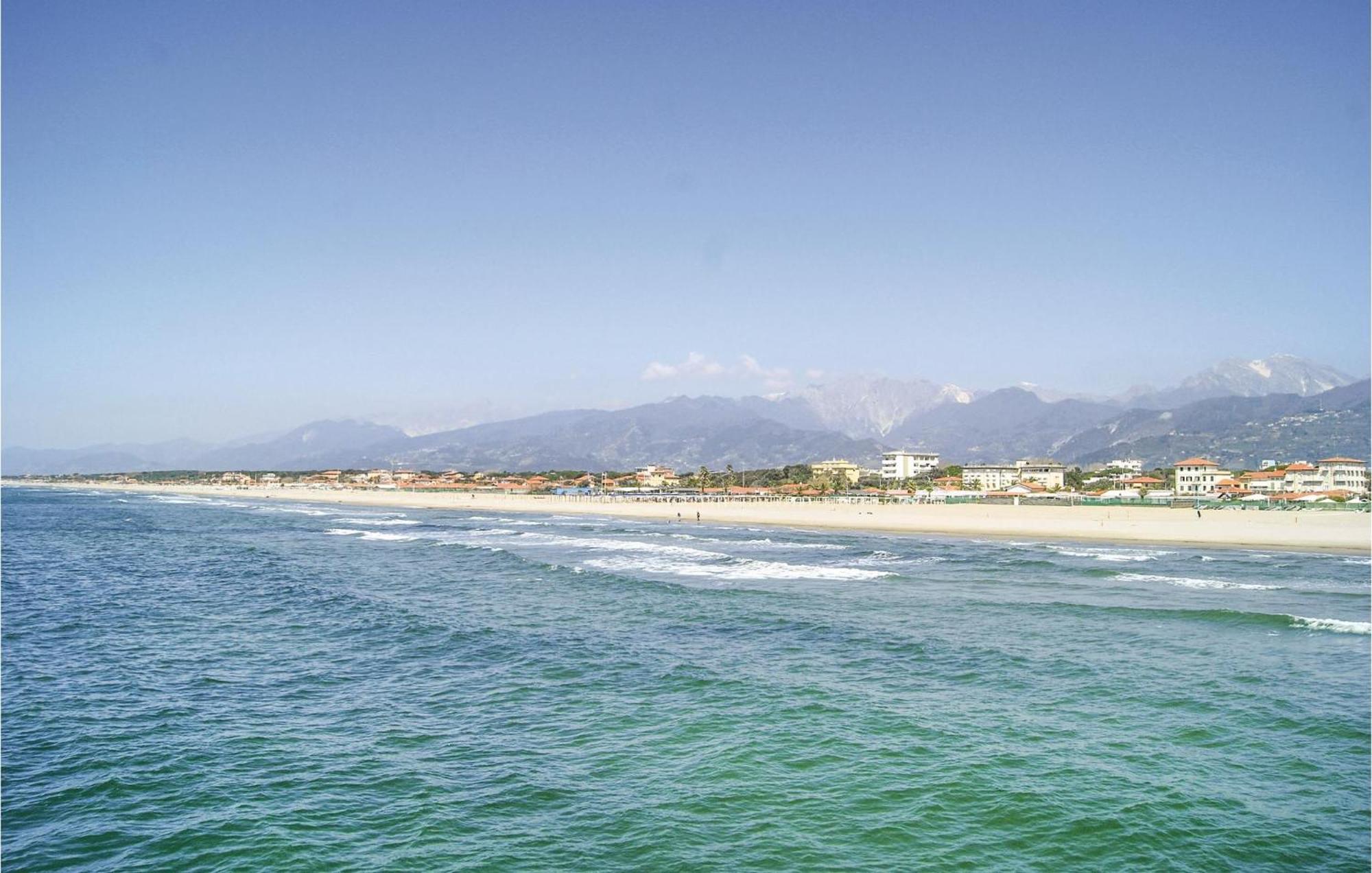 Apartamento Sul Mare Lido di Camaiore Exterior foto